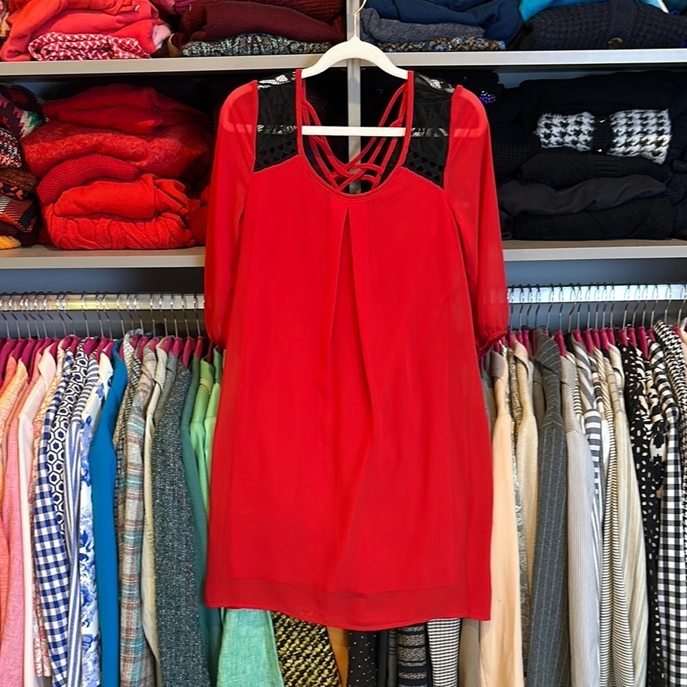A. Byer red with black lace 3/4 elastic cuff sleeve lined dress size S